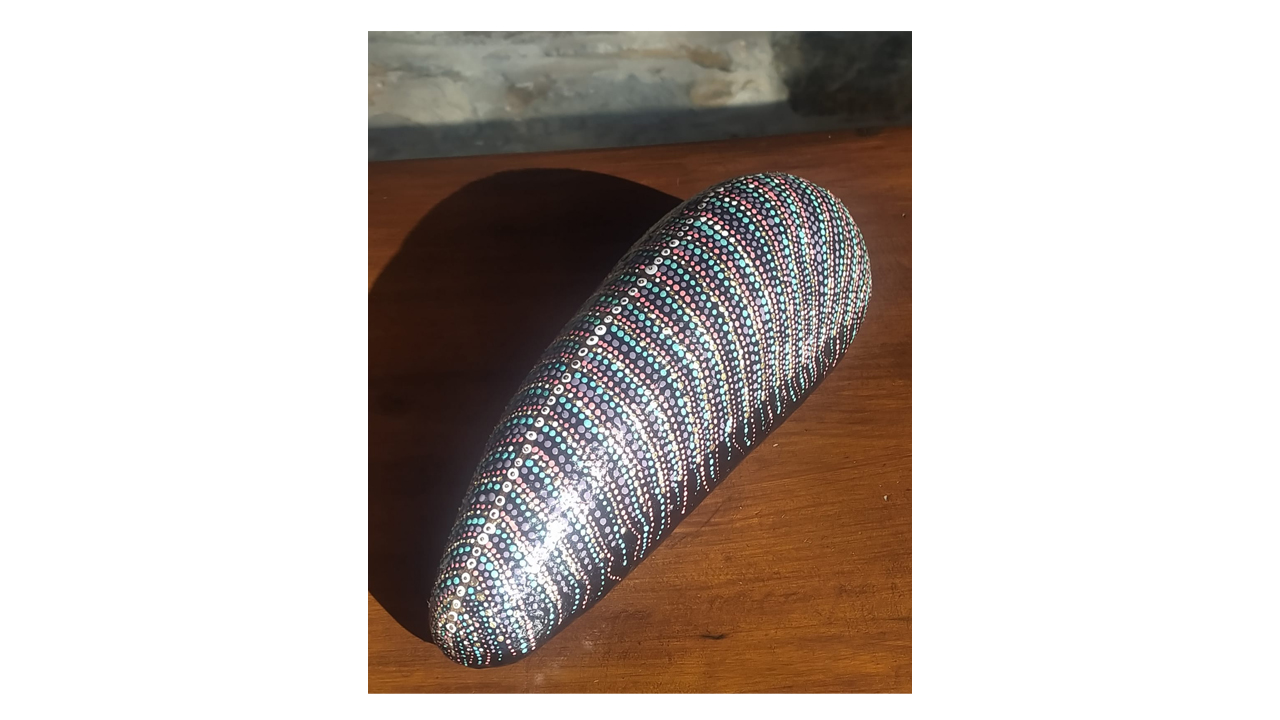 imagen piedra pintada